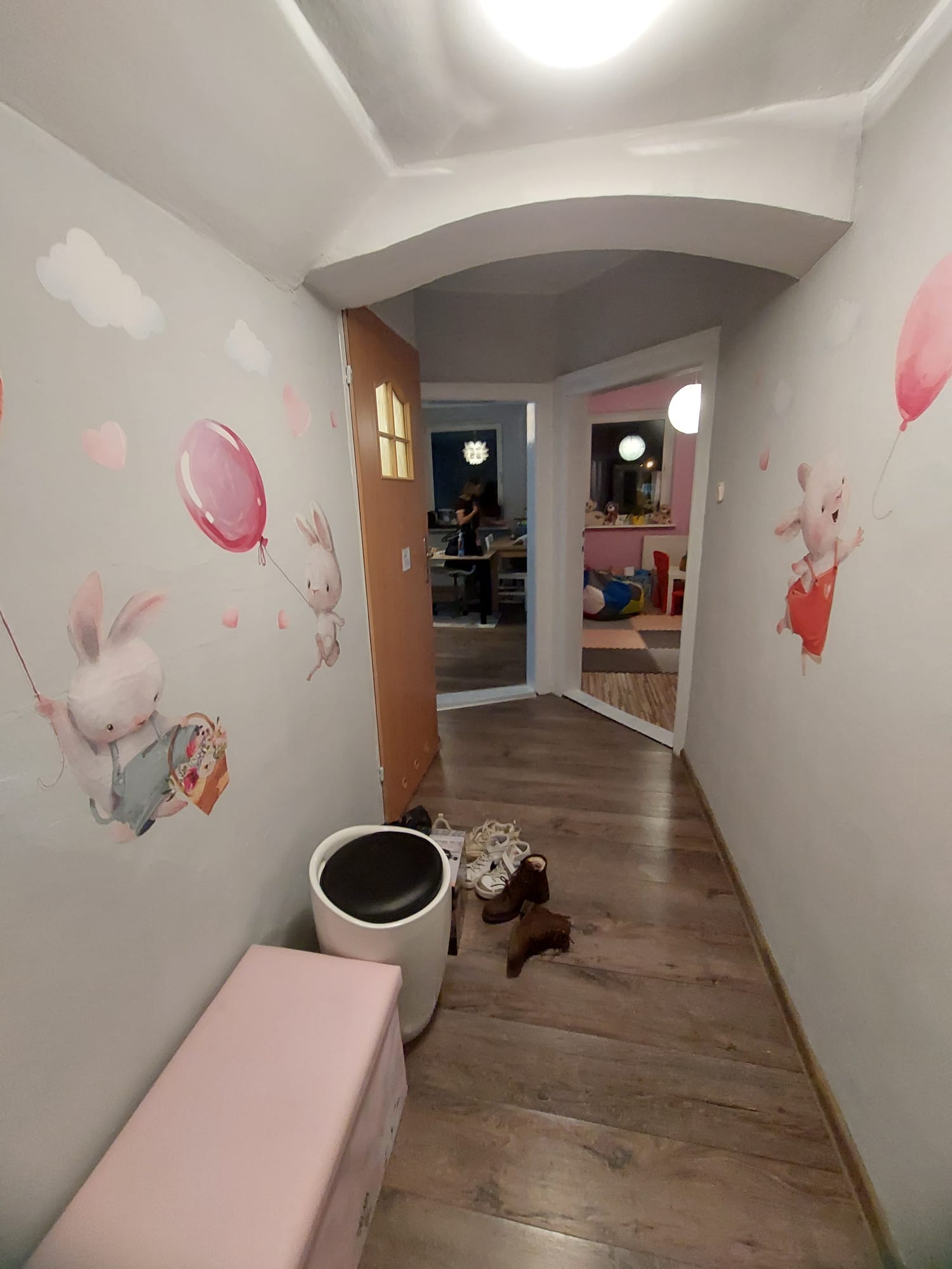 Gabinet w centrum Kinesis